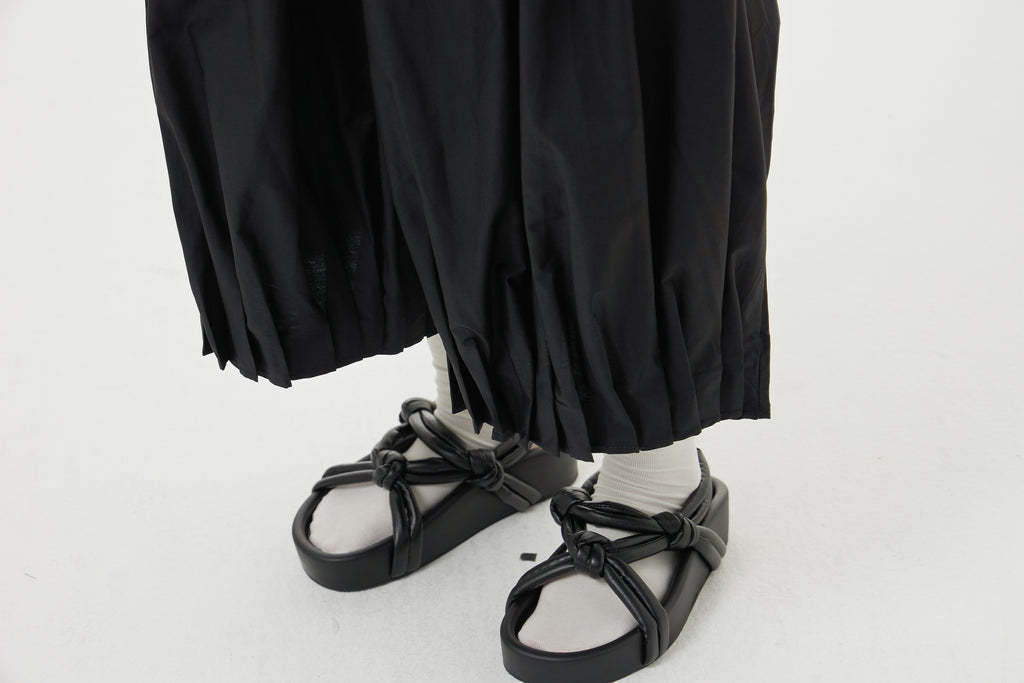 Black Balloon Midi Skirt with Pockets 1332