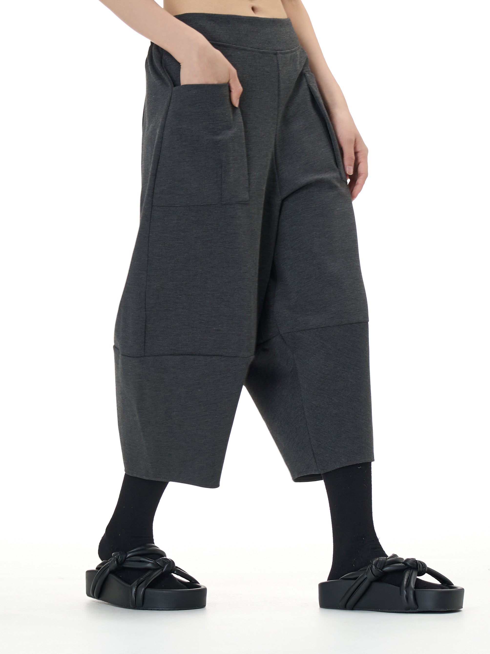 Wide Leg Barrel Cropped Pants with Pockets 1880