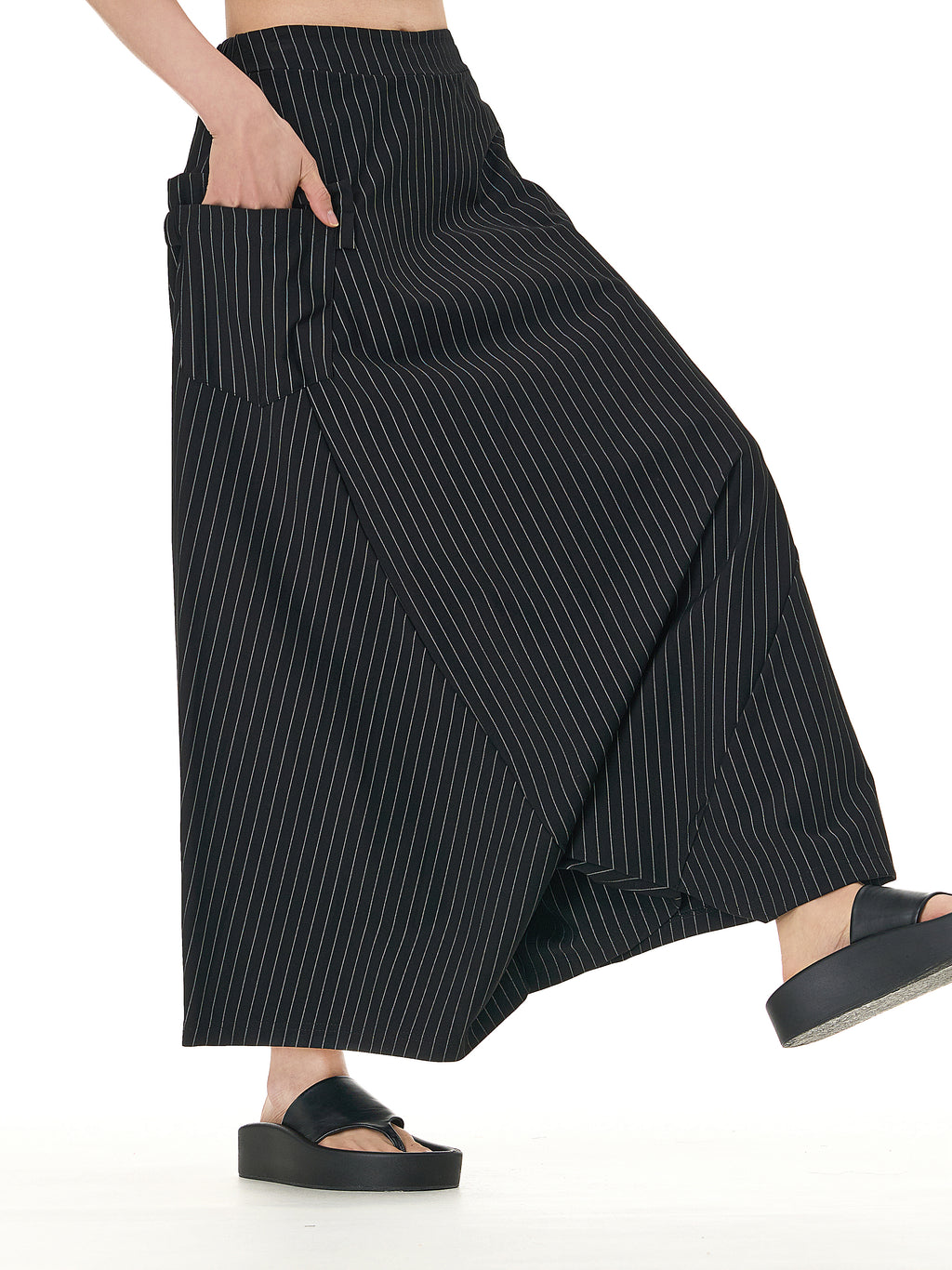 Black Pinstripe Wide Leg Harem Pants with Pockets 5206-1