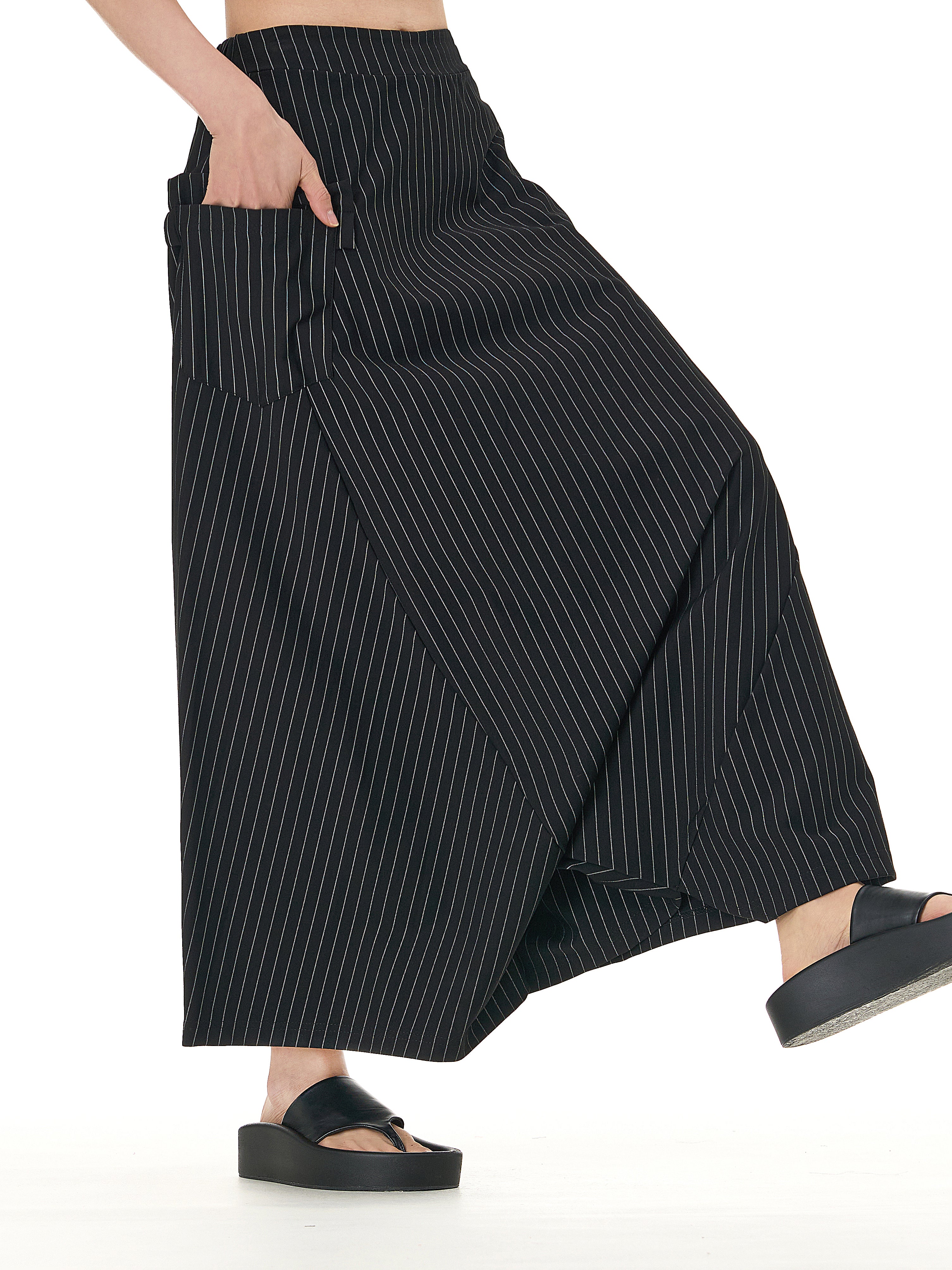 Black Pinstripe Wide Leg Harem Pants with Pockets 5206-1